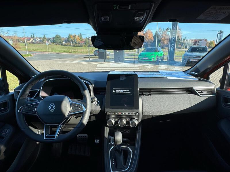 Fahrzeugabbildung Clio *BOSE* Bild 10 von 12