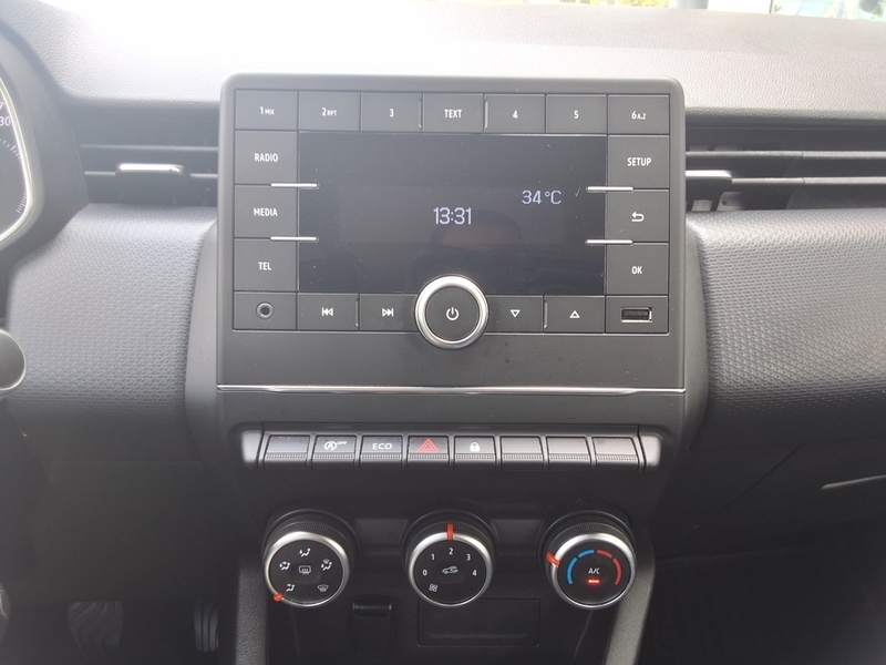 Fahrzeugabbildung Clio V ZEN TCe 90 Bild 10 von 16