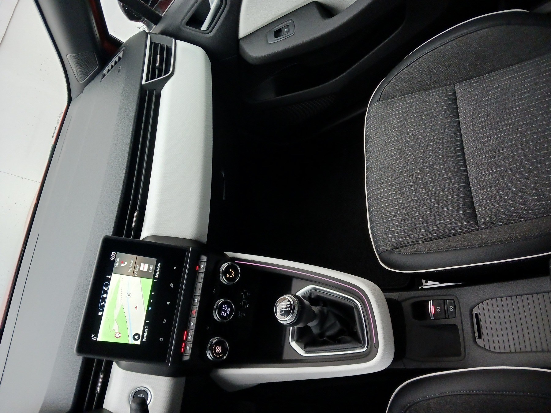 Renault Clio – Bild 28