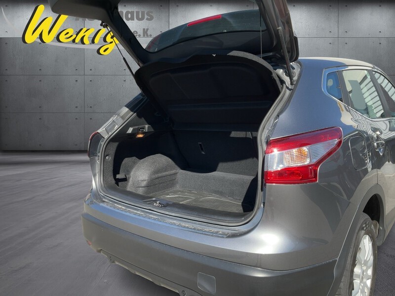 Fahrzeugabbildung Qashqai 1.2 DIG-T Visia 4x2 Bild 5 von 13