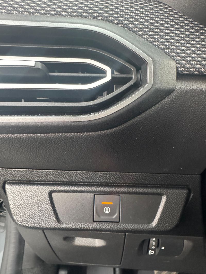 DACIA Logan 2024 — imagine 65