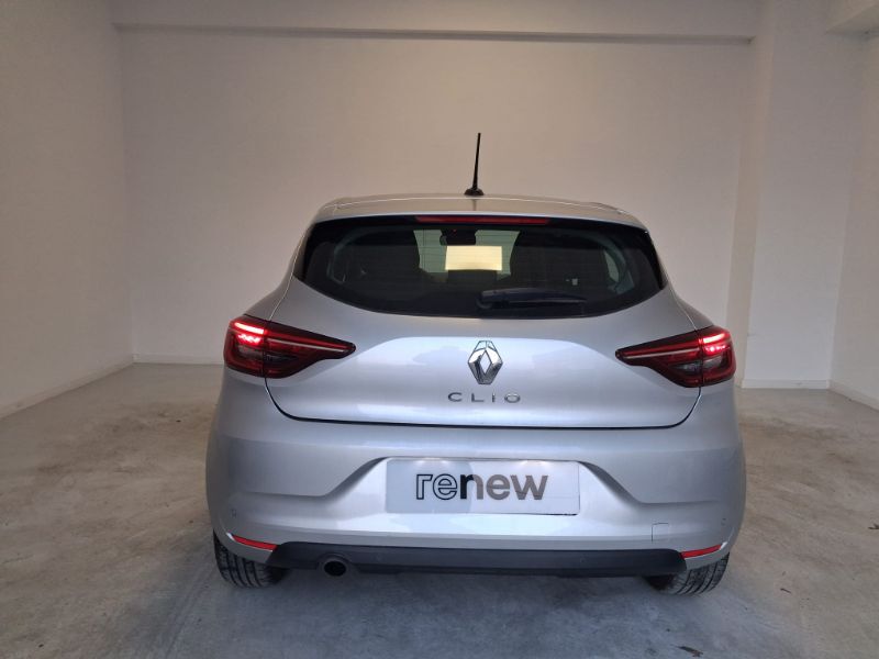 RENAULT Clio 2022 — imagine 47