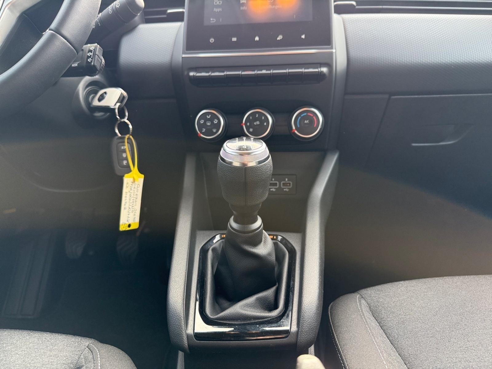 Renault Clio – Bild 10