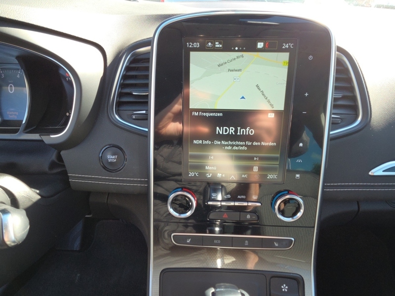 Fahrzeugabbildung Scenic IV 1.3 TCe 140 Techno+AUTOMATIK+NAVIGATION Bild 11 von 15