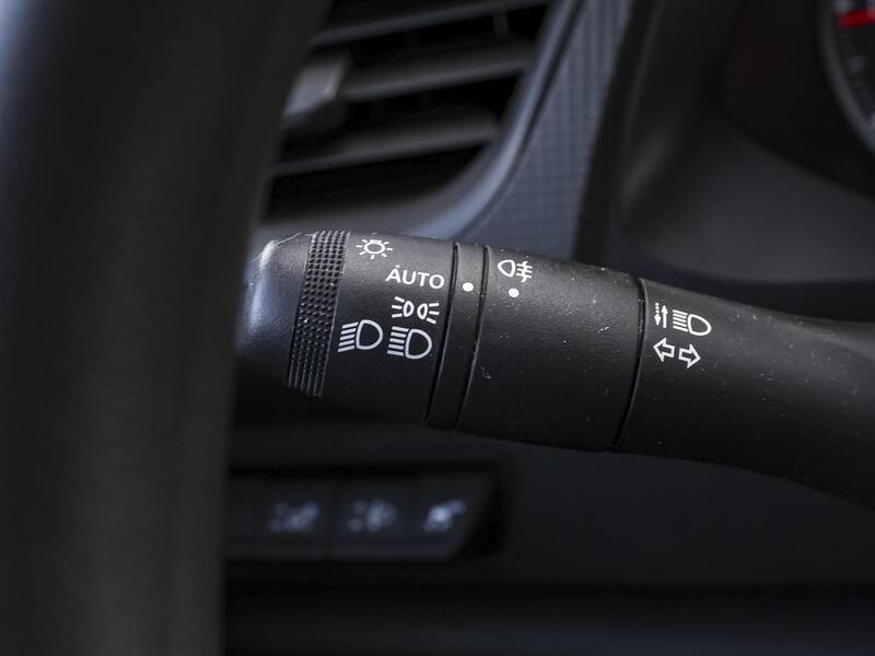 Fahrzeugabbildung Kangoo PDC KLIMA ZV Bild 13 von 15