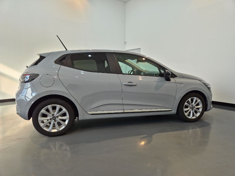 RENAULT Clio 2025 — imagine 52