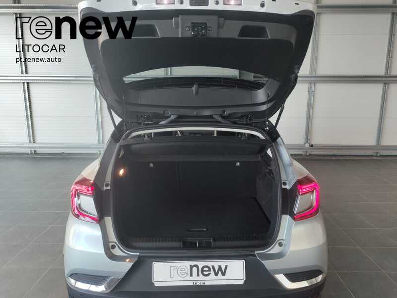 RENAULT Captur Techno — photo 5