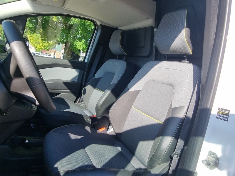Fahrzeugabbildung Kangoo Rapid Extra TCe 100 Bild 7 von 14