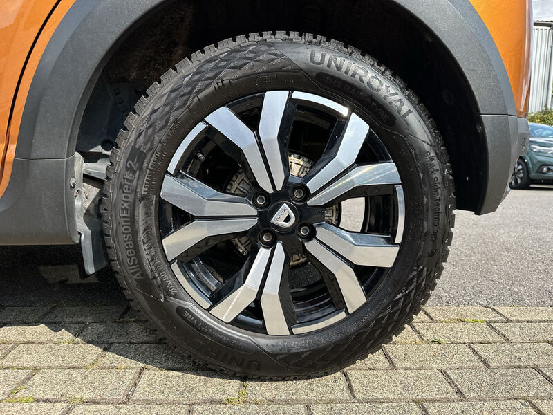 Fahrzeugabbildung Sandero PDC+Kamera Bild 20 von 20
