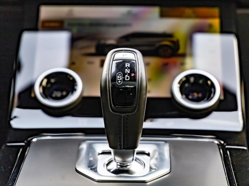 Fahrzeugabbildung Range Rover Evoque BLACK P. Bild 14 von 20