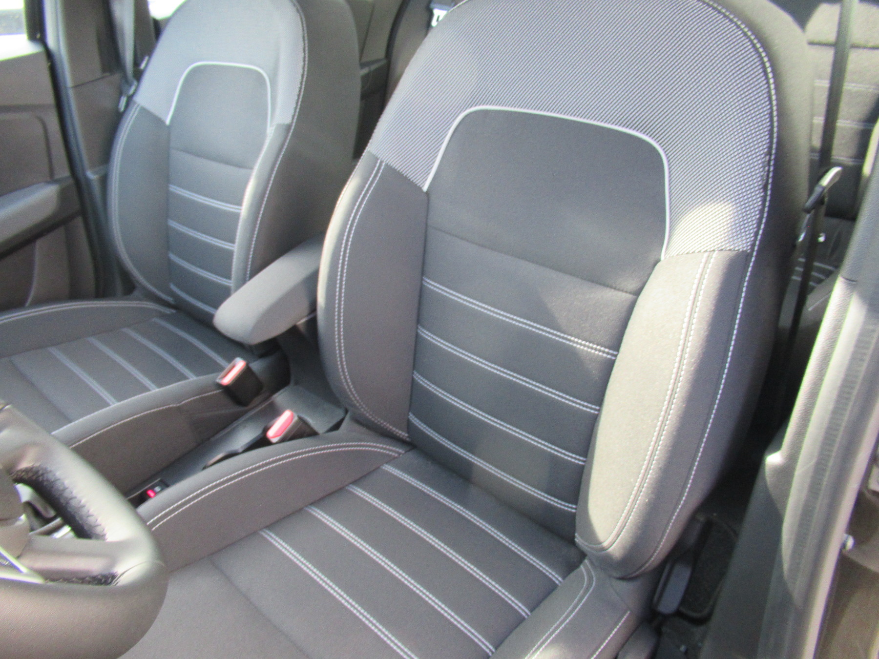 Dacia Logan – Bild 11