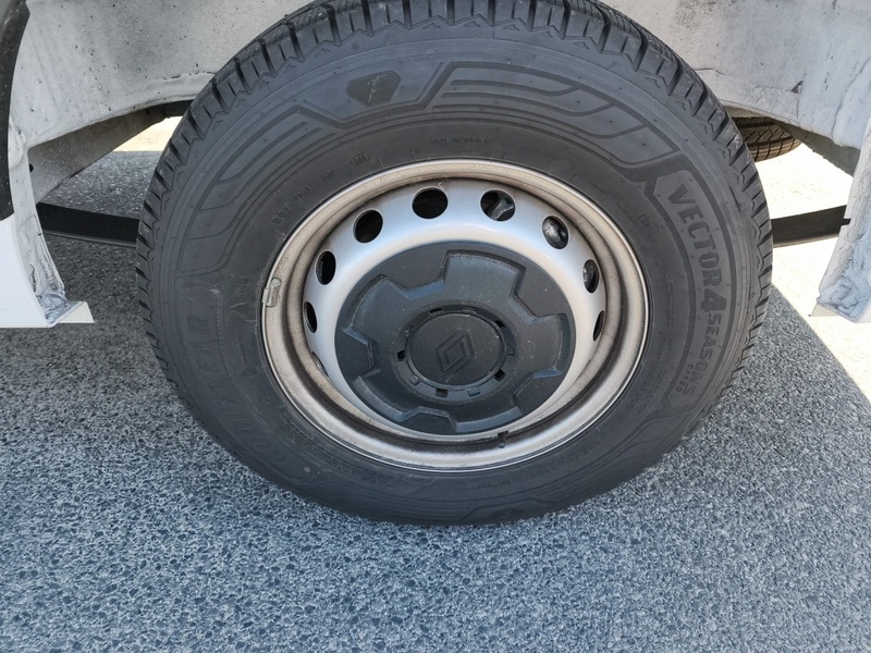Fahrzeugabbildung Master i 150 Euro6e Bild 8 von 18