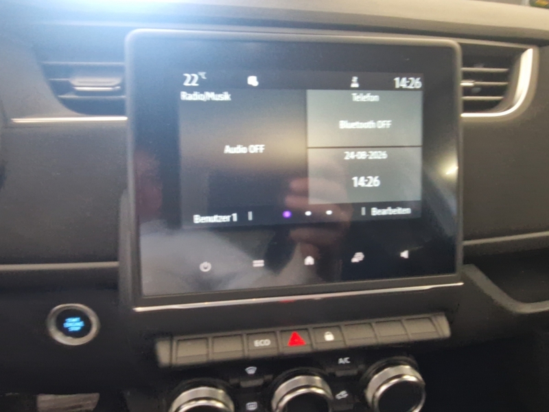 Fahrzeugabbildung Zoe Z.E.50 Entry Klima Tempomat DAB+ Bild 12 von 16
