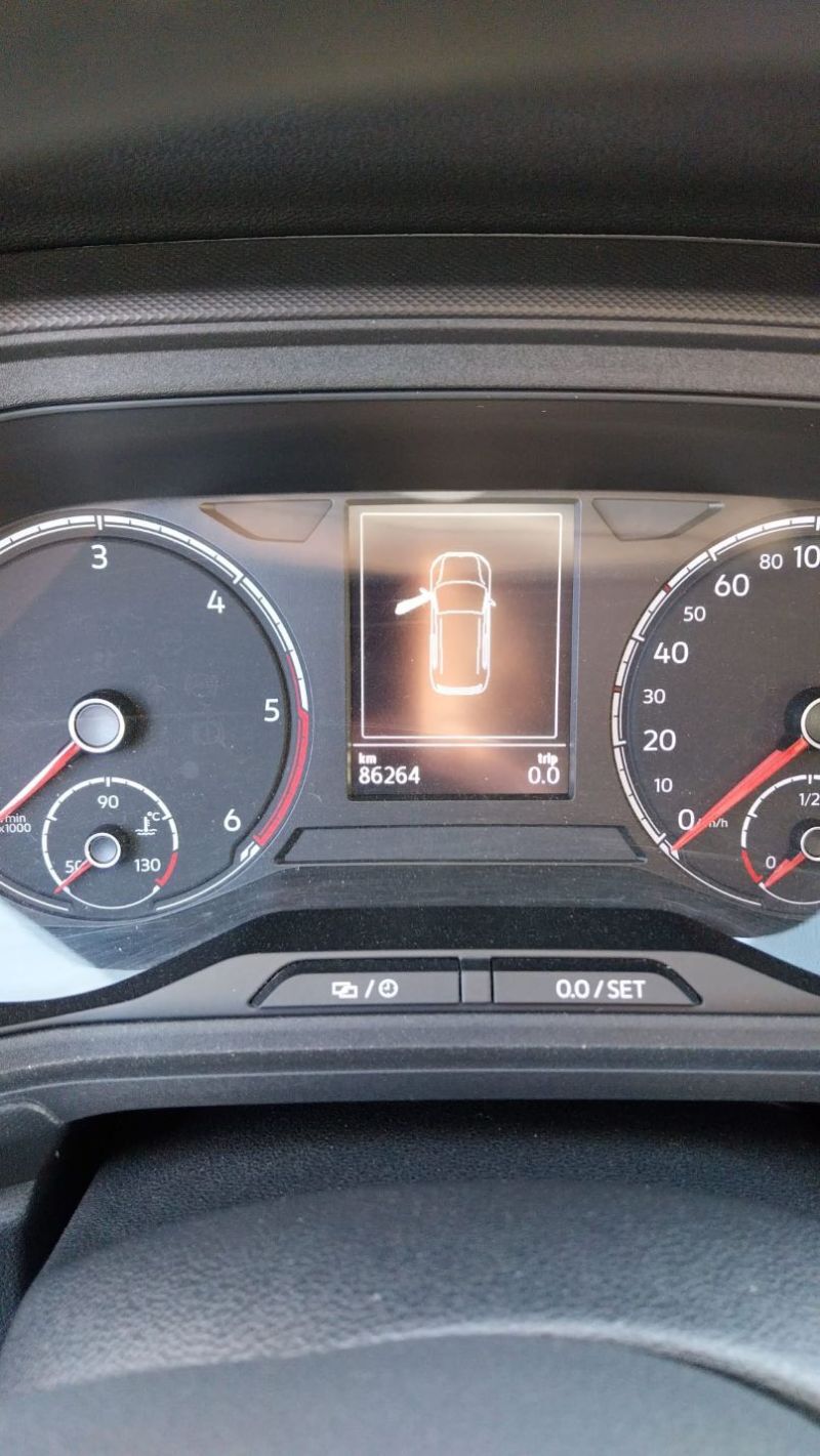 VOLKSWAGEN T-Cross 0 — imagine 30