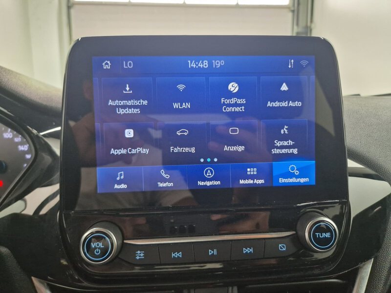 Fahrzeugabbildung Fiesta 1.0 EcoBoost MHEV Titanium Bild 24 von 27