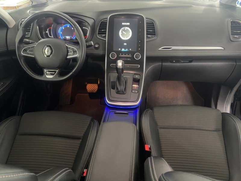 Fahrzeugabbildung Scenic 1.5 dCi 110 Energy Intens Bild 9 von 26