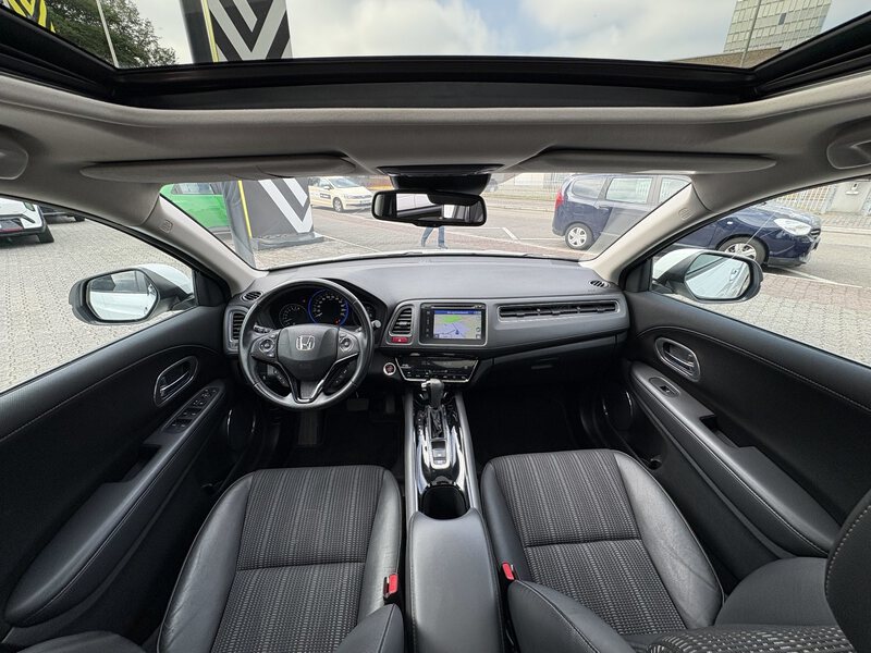 Fahrzeugabbildung HR-V 1.5 i-VTEC Executive CVT Bild 14 von 18