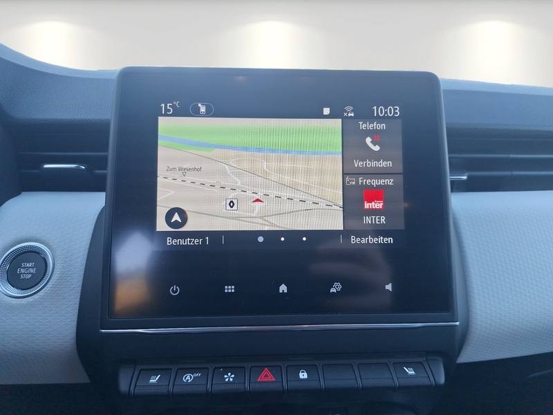 Fahrzeugabbildung Clio TECHNO TCe 90 Bild 11 von 17