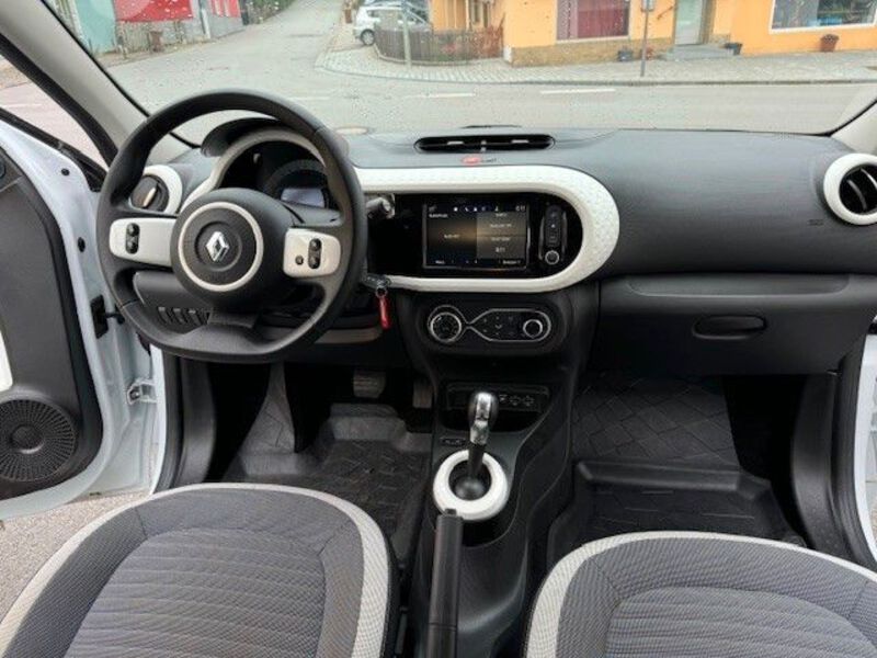 Fahrzeugabbildung Twingo Twingo Electric Zen Electric Bild 8 von 10