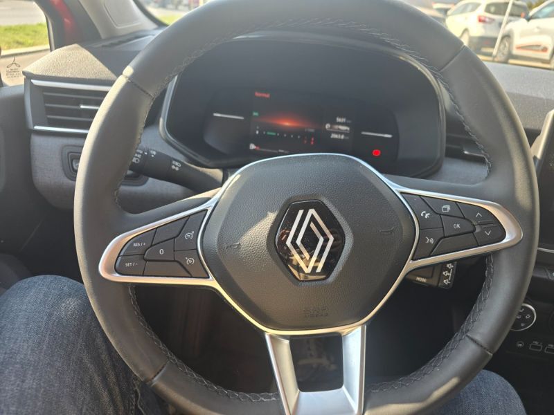 RENAULT Clio 2024 — imagine 41