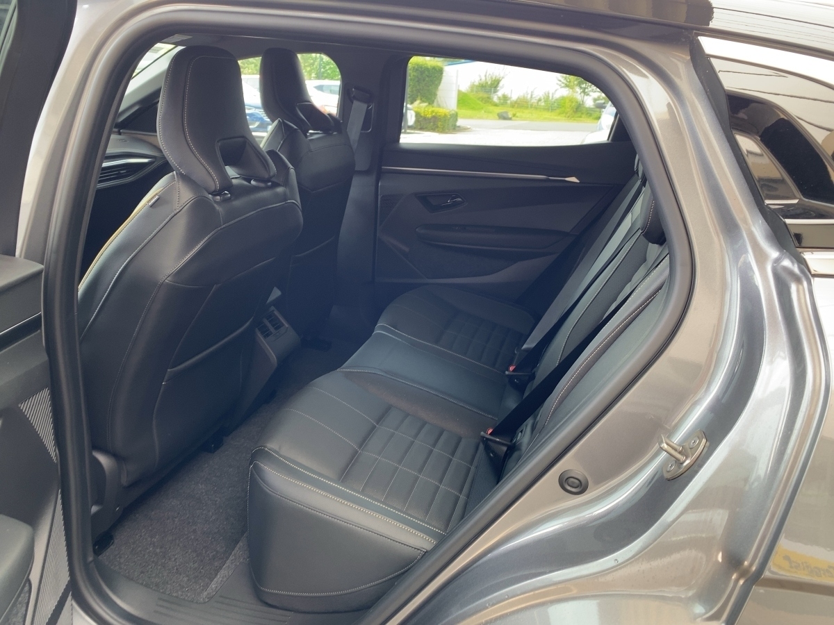 Renault Megane E-TECH – Bild 8