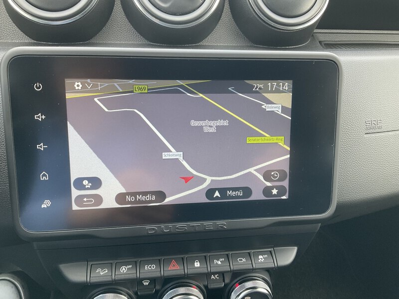 Fahrzeugabbildung Duster *Allrad*Navi* Bild 21 von 24