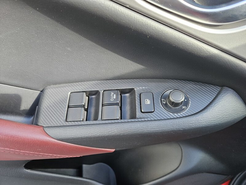 Fahrzeugabbildung CX-3 ABS Fahrerairbag ZV Bild 10 von 23