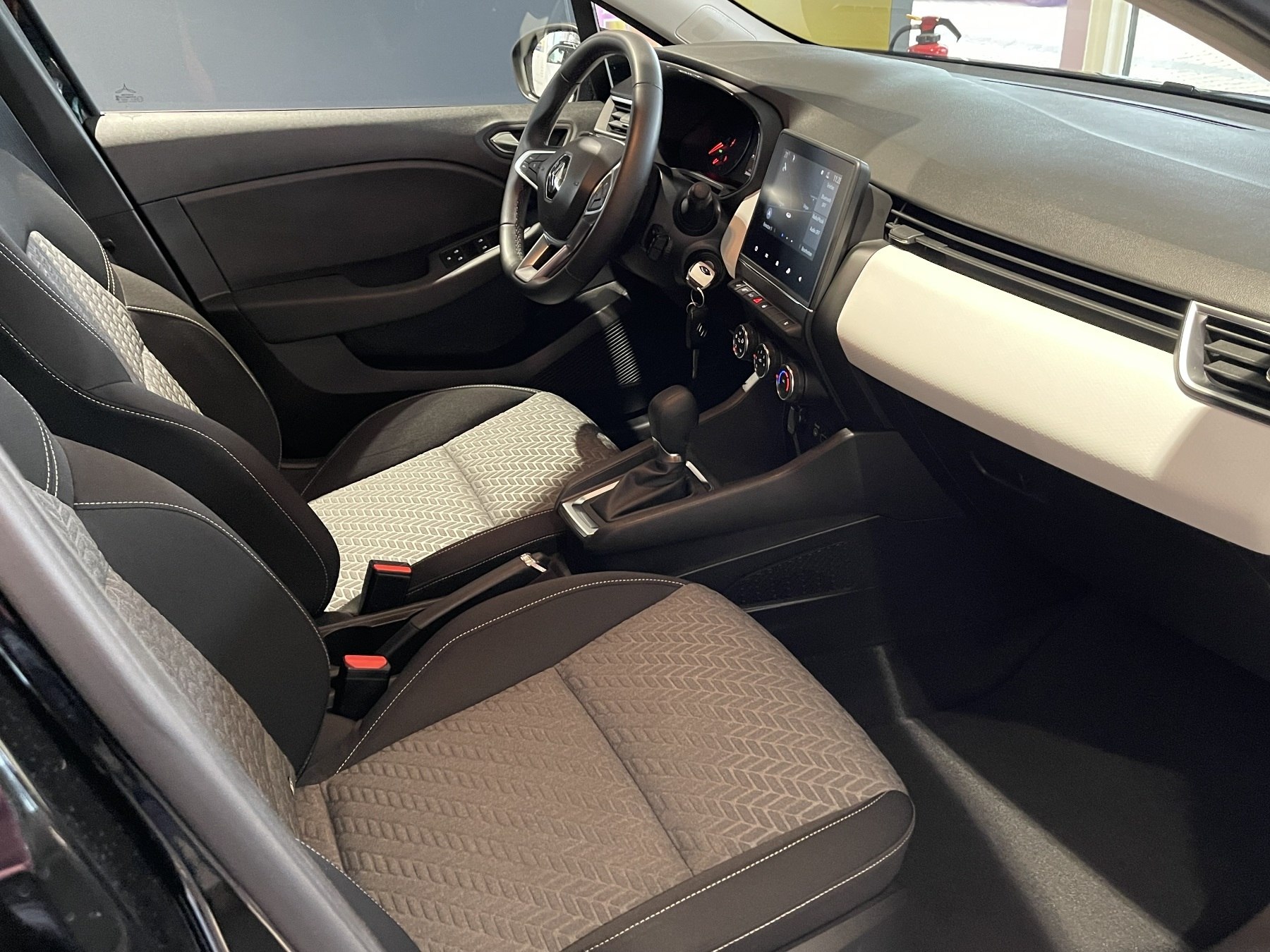 Renault Clio – Bild 10
