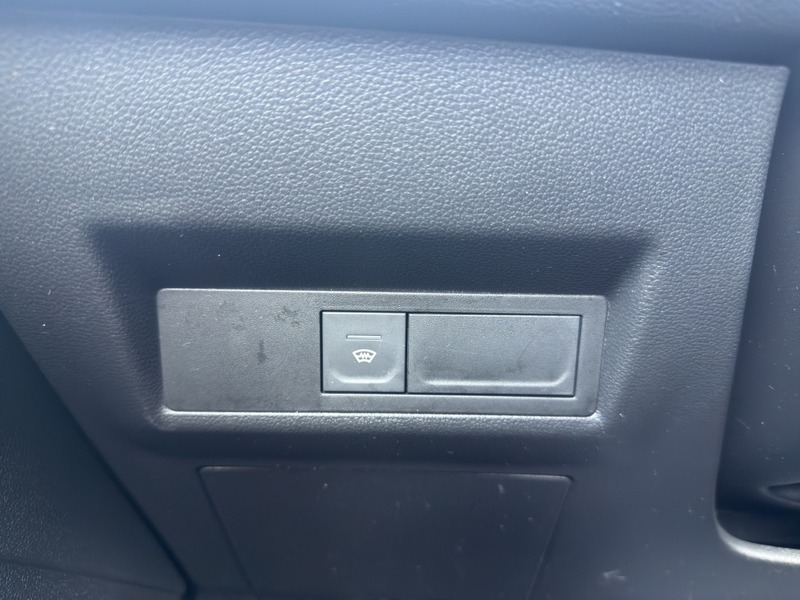 Fahrzeugabbildung Captur *GJR*SHZ*LHZ* Bild 17 von 22