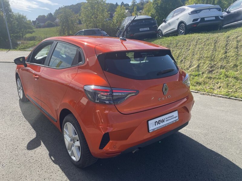 Fahrzeugabbildung Clio 5 EVOLUTION SCe 6 Bild 5 von 16