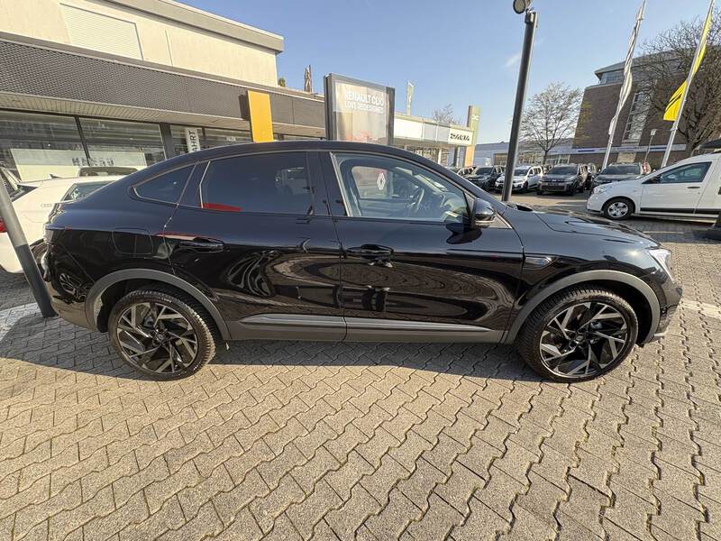 Fahrzeugabbildung Arkana 1.6 E-TECH Hybrid 145 Esprit Alpine EU6e Bild 3 von 18