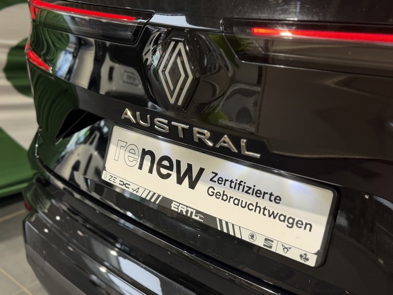 Fahrzeugabbildung Austral Equilibre Mild Hybrid 140 PS Bild 46 von 50
