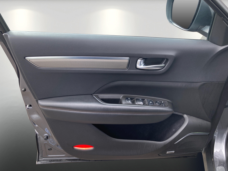 Fahrzeugabbildung Koleos INITIALE PARIS BLUE dCi 190 4WD X-tronic Bild 14 von 17