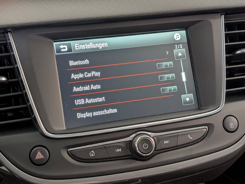 Fahrzeugabbildung Crossland 1.2 Elegance CarPlay Tempomat Bild 22 von 34