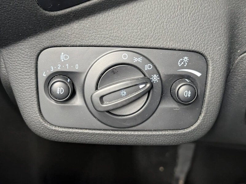 Fahrzeugabbildung Kuga 1.5 EcoBoost ST-Line Sony Keyfree Bild 39 von 44