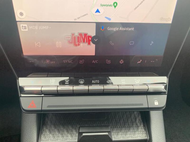 Fahrzeugabbildung MEGANE E-TECH Techno EV60 220PS Bild 15 von 28
