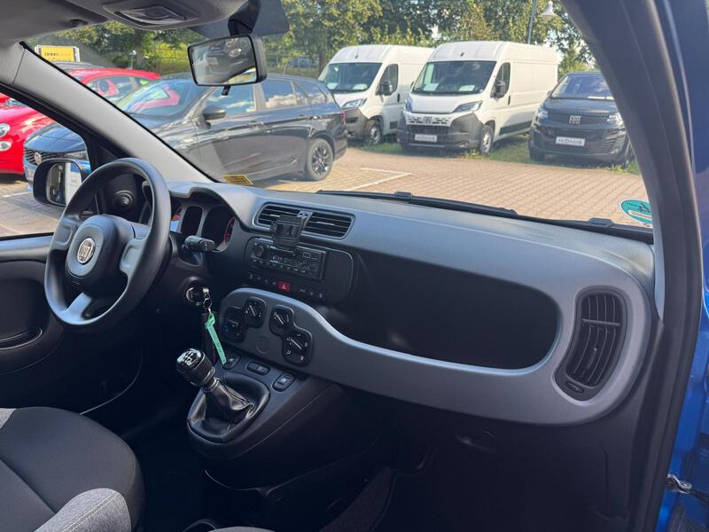Fahrzeugabbildung Panda 1.0 GSE Cross City Plus KLIMA*ALLWETTER Bild 14 von 19