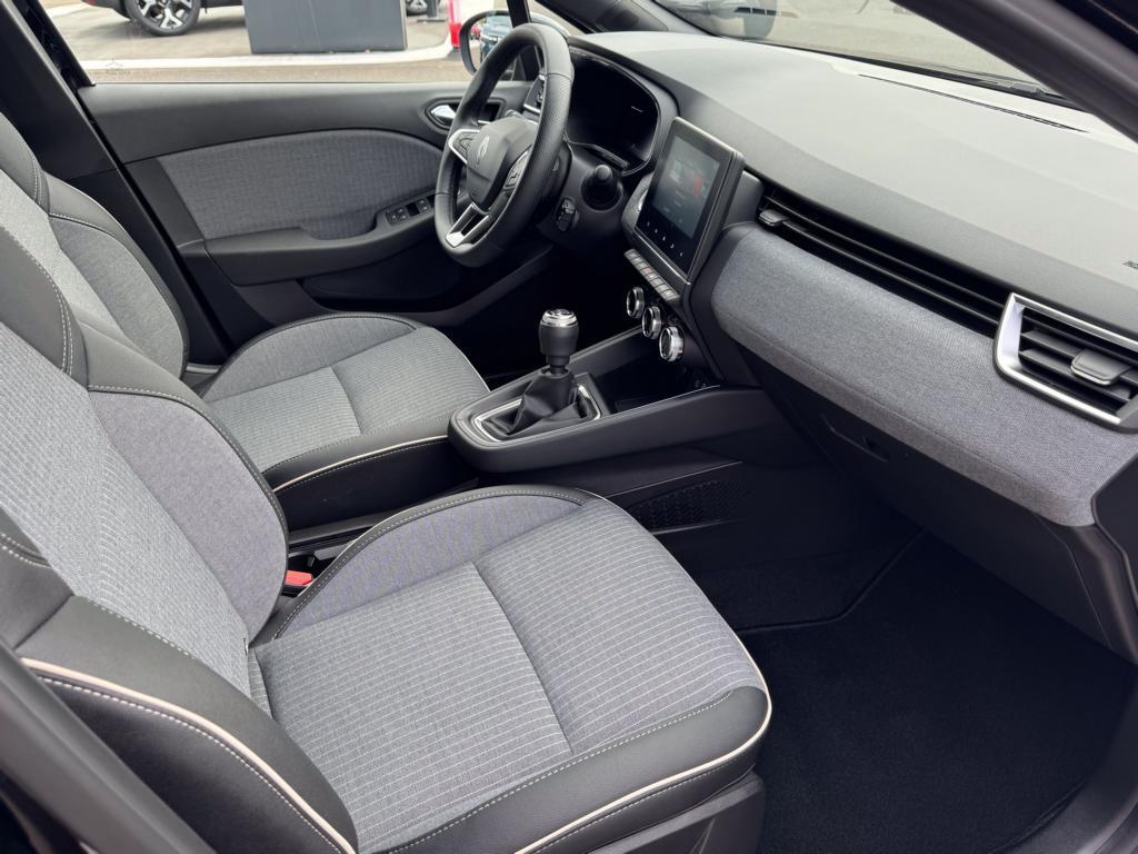Renault Clio – Bild 8