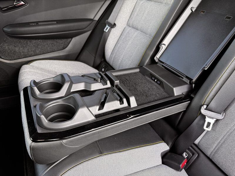 Fahrzeugabbildung Scenic E-TECH WINTER+ACTIV Bild 14 von 24