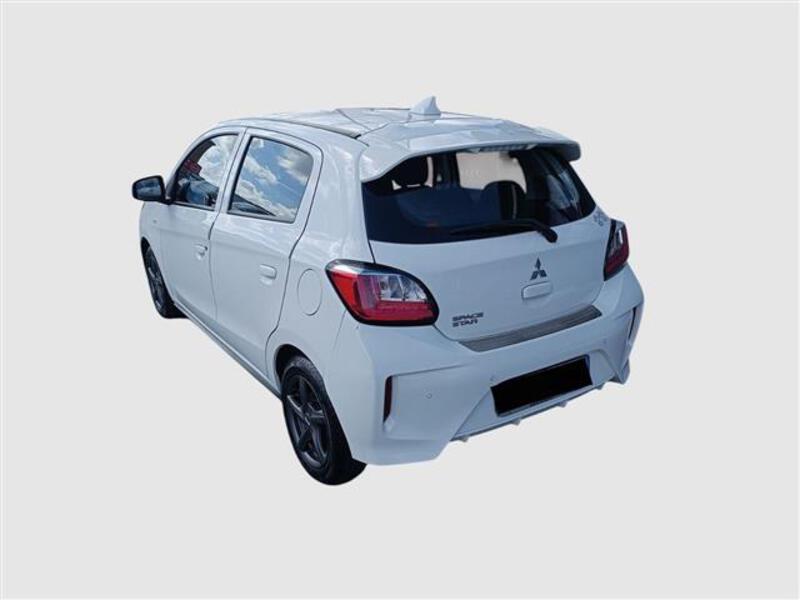 Mitsubishi Space