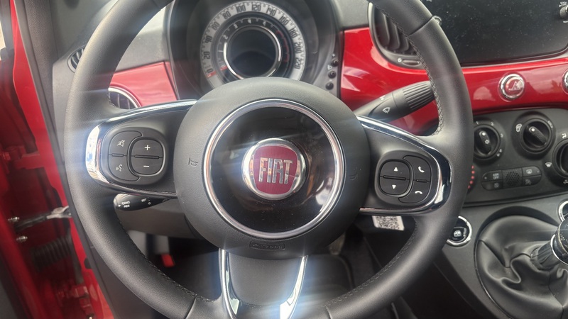 Fahrzeugabbildung 500C Cabrio MY23 1.0 Klima & Sound Bild 15 von 17