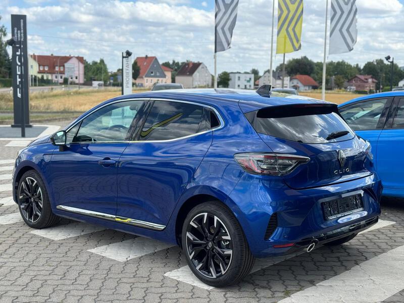 Fahrzeugabbildung Clio *Winter/City/Look-P.* Bild 4 von 12