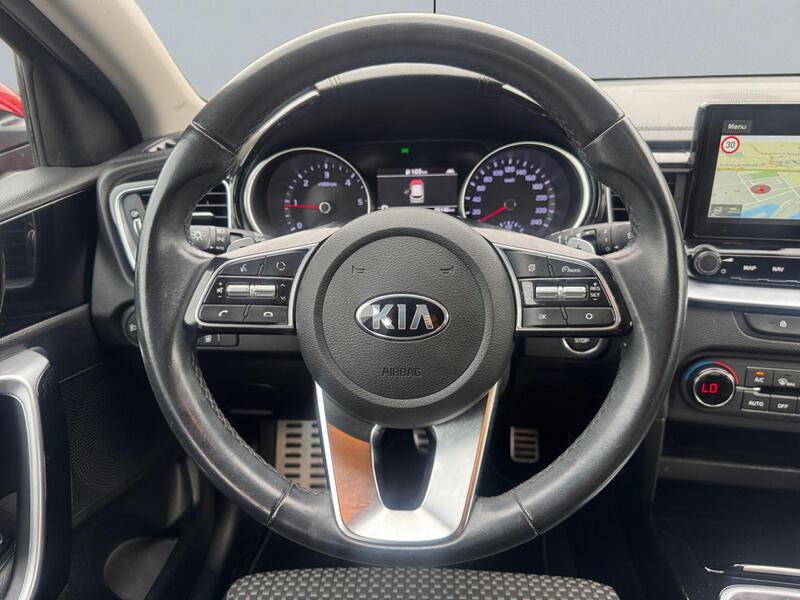 KIA Xcee'D