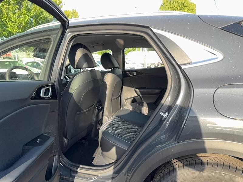 KIA Xcee'D