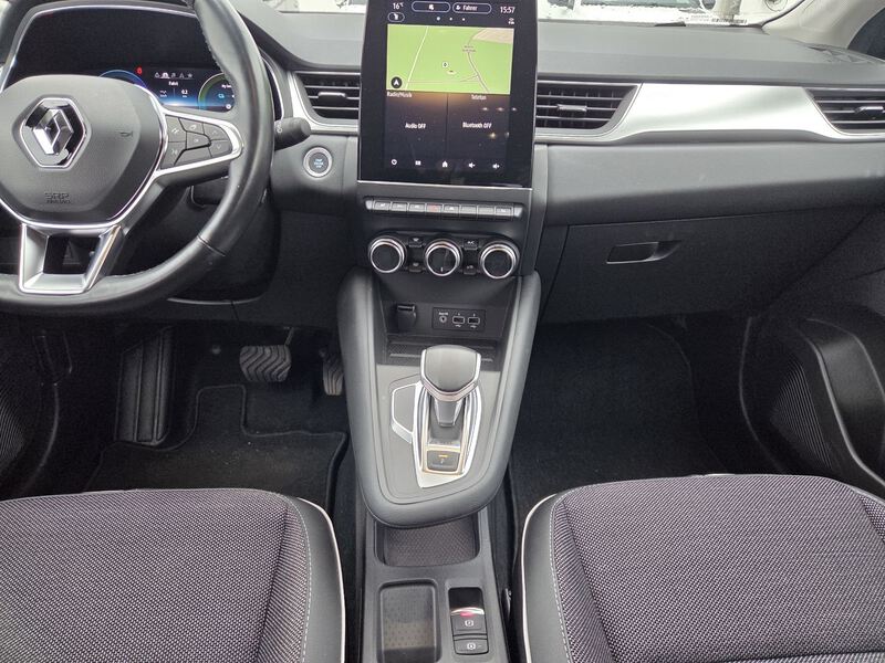 Fahrzeugabbildung Captur INTENS E-TECH Plug-in 160 Bild 8 von 10