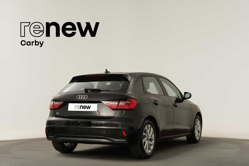 AUDI A1 A1 SB 25 TFSI Advanced — photo 3