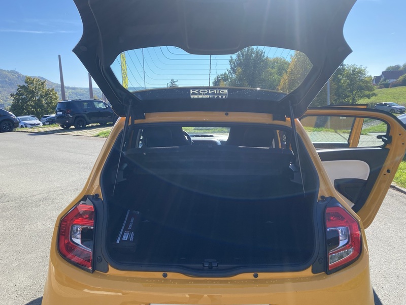 Fahrzeugabbildung Twingo 1.0 SCe 65 ZEN Bild 14 von 16