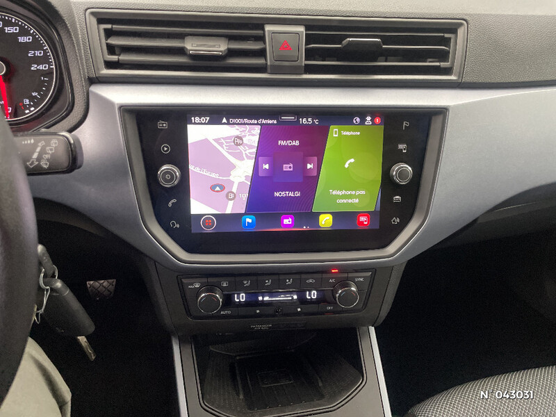 Seat Arona