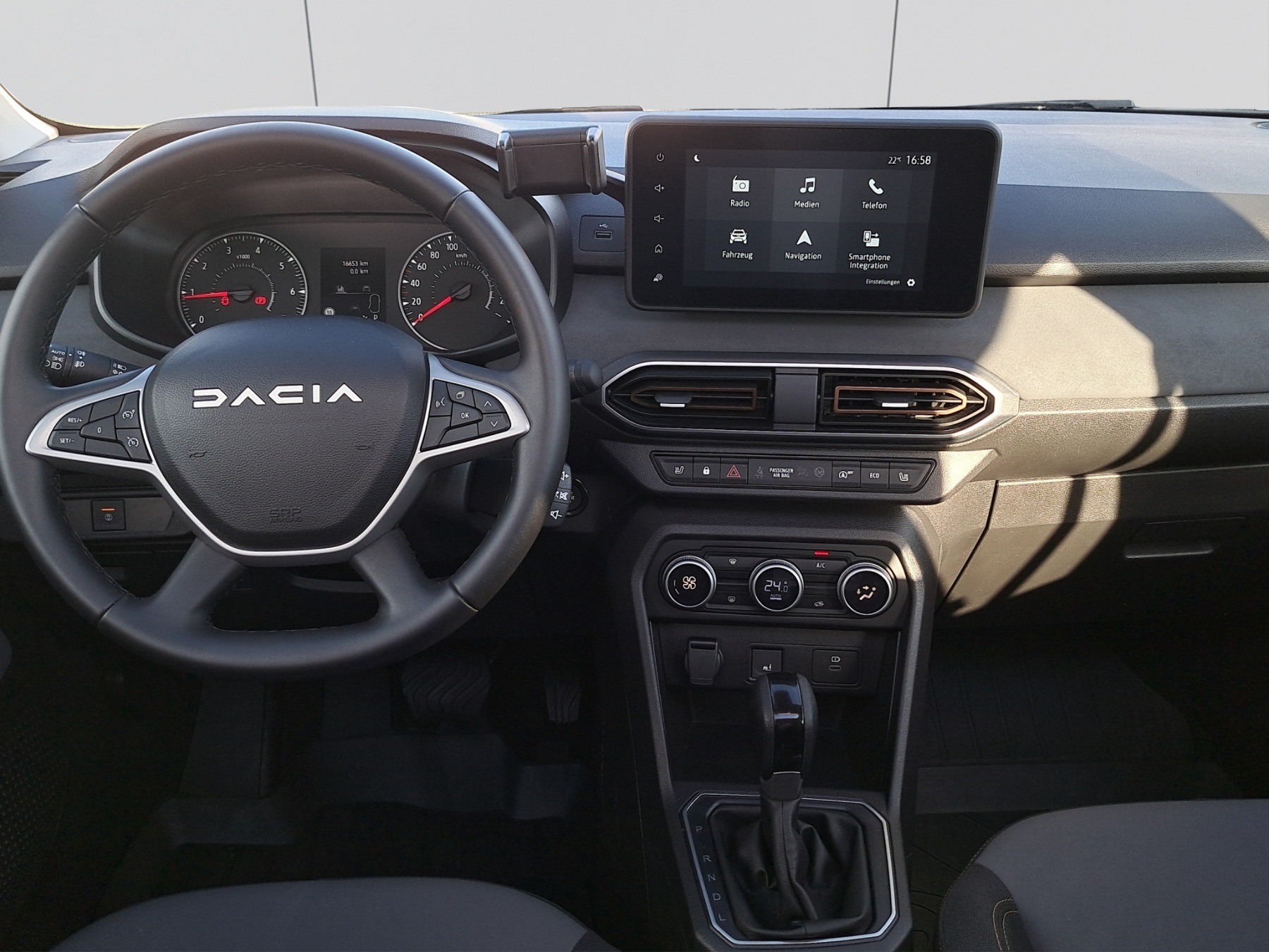 Dacia Sandero – Bild 10