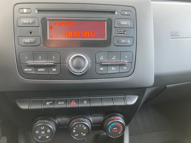 Fahrzeugabbildung Duster Klima,Anhängerkupplung Bild 10 von 12
